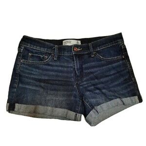 Abercrombie & Fitch low rise rise shorts